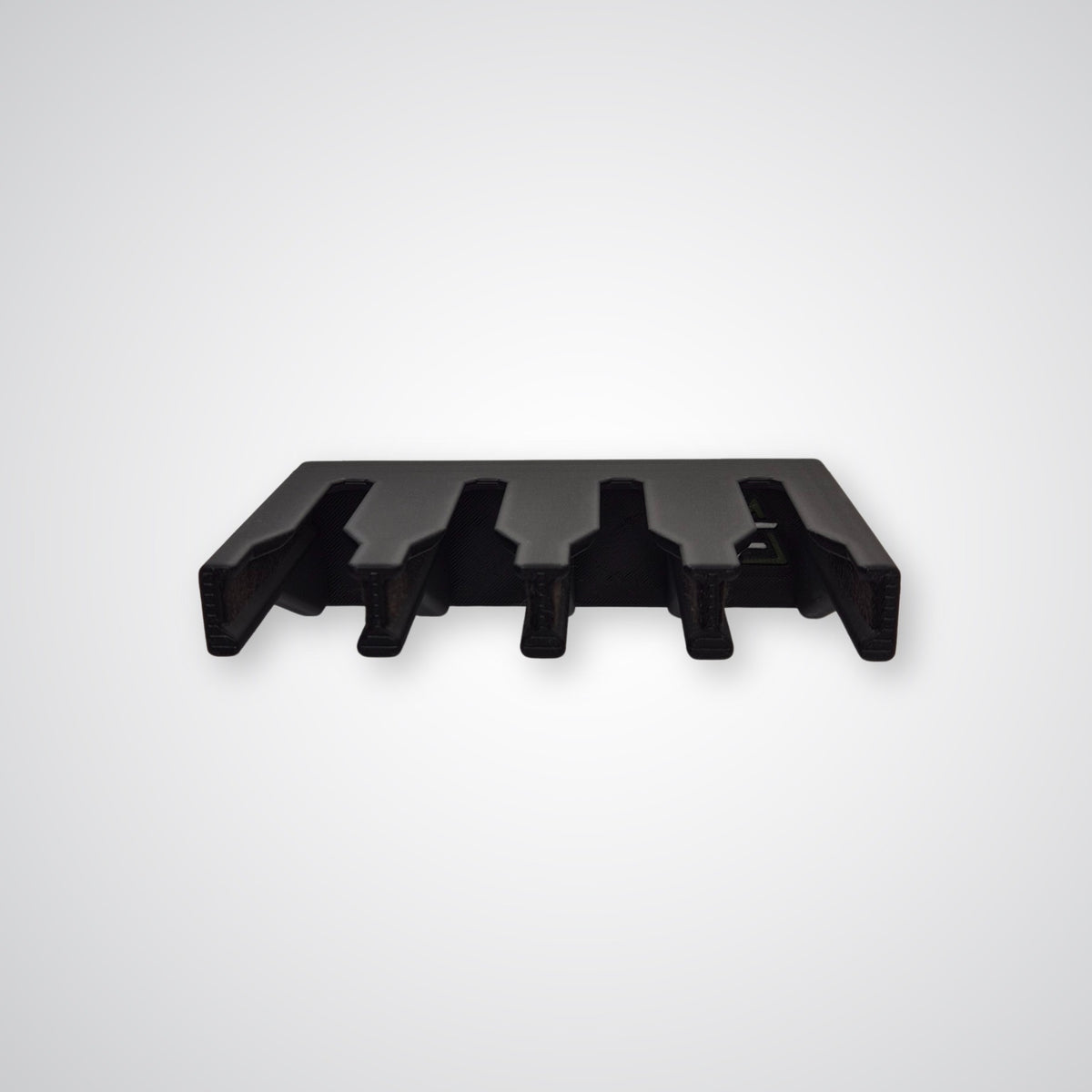 Magnetinis AR-15 dėtuvių laikiklis