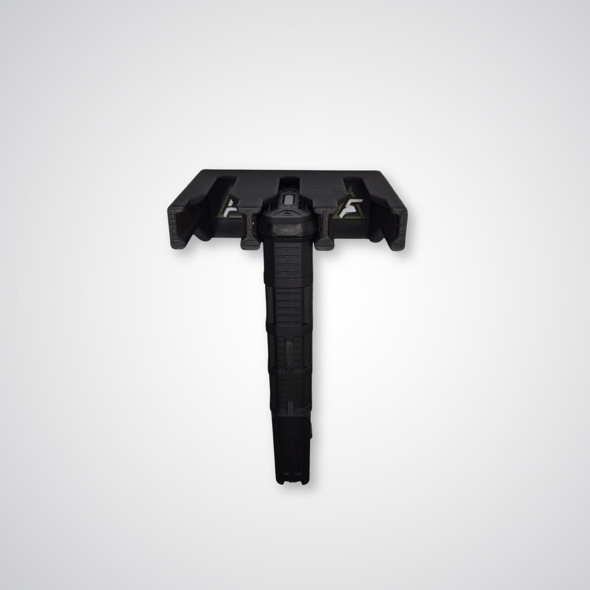 Magnetinis AR-15 dėtuvių laikiklis