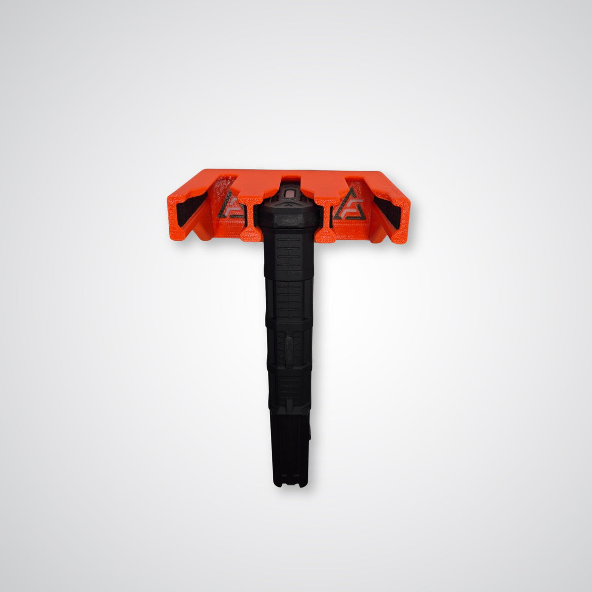 Magnetinis AR-15 dėtuvių laikiklis